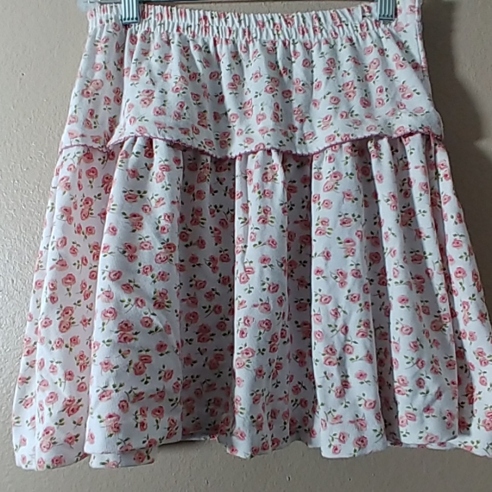 Tangiers tiered floral